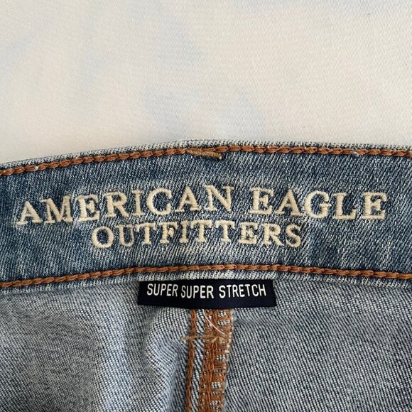 American Eagle Super Super Stretch High Rise Denim Jean Shorts - Picture 6 of 7